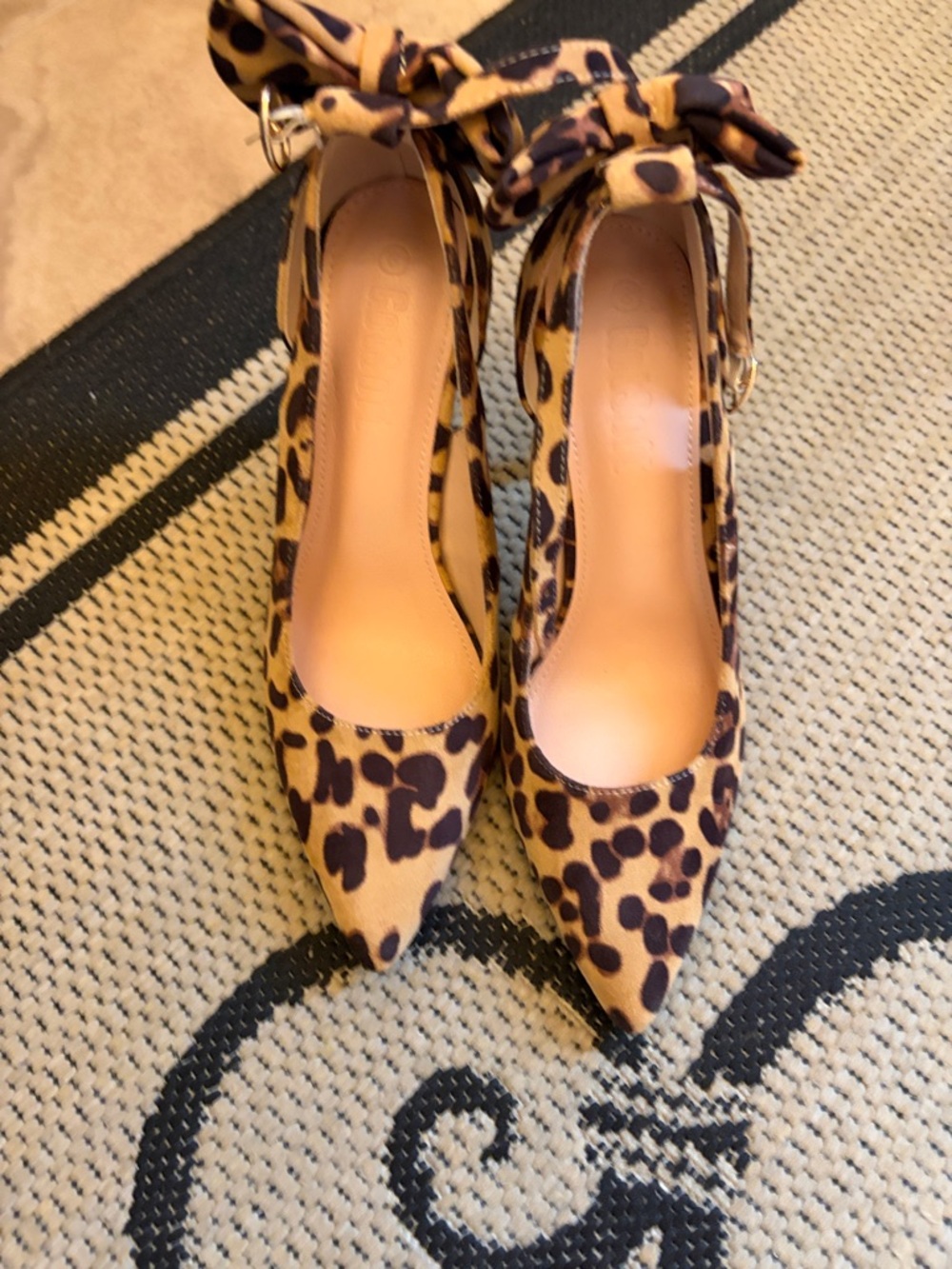 Leopard Print Pointed Toe Ankle-Tie Heels in Tan/Black